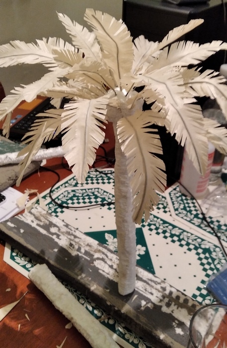 Probando palmera, su composición sin pintar